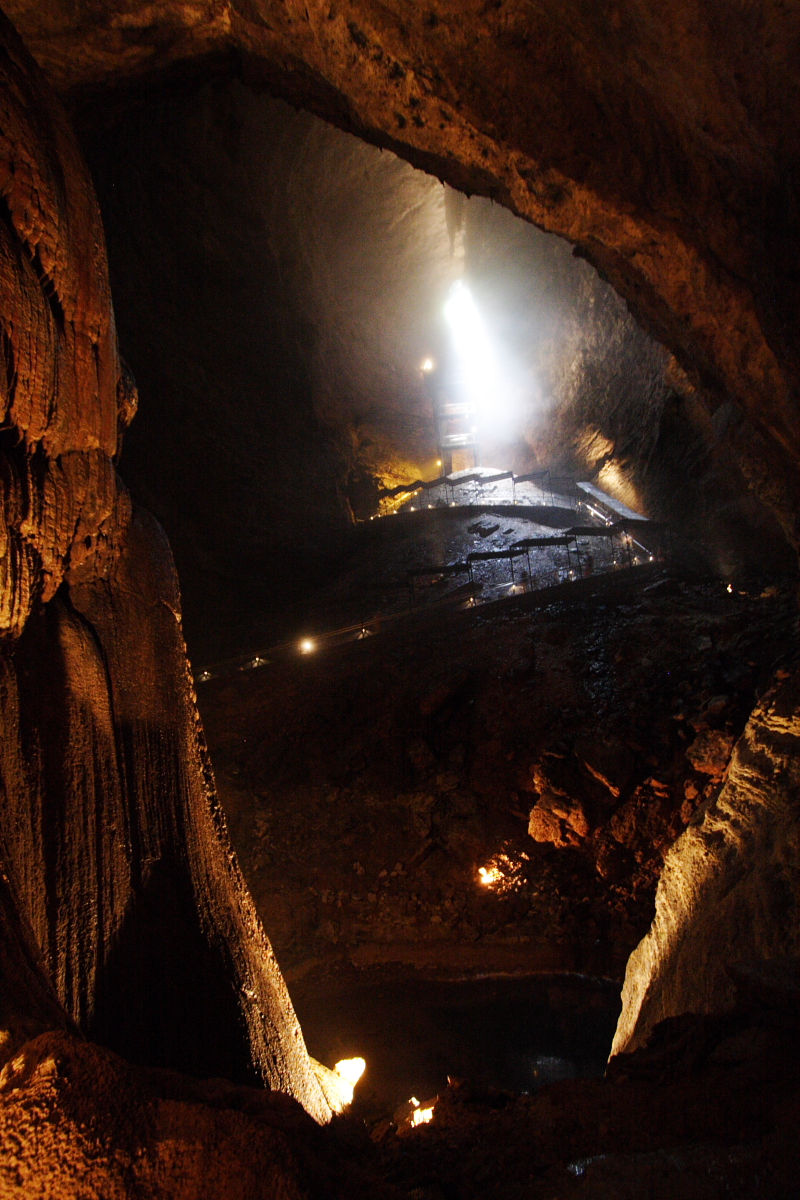 A regional view inside Marvel Cave
